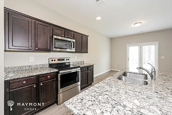 307 Alexander Ln — Photo 9