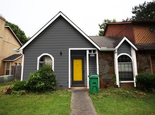 875 Heritage Oaks Dr, Stone Mountain, GA 30088