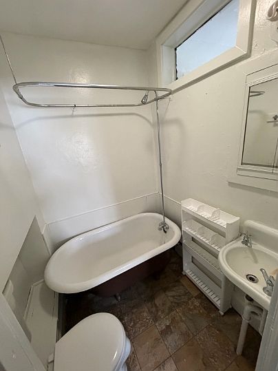 1st image of 409 Cedar St #2