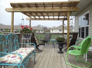 1475 Starfish Ln, Sycamore, IL 60178