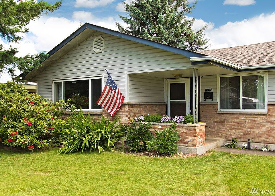 1st image of 1459 Loraine St