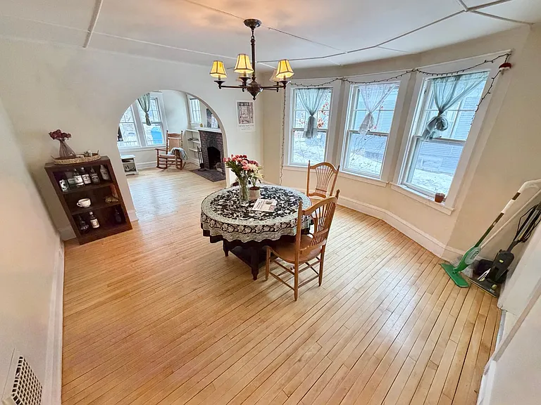 281 S Winooski Ave — Photo 10