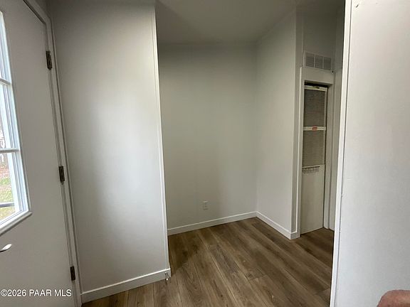 5th image of 1335 Hall Ln