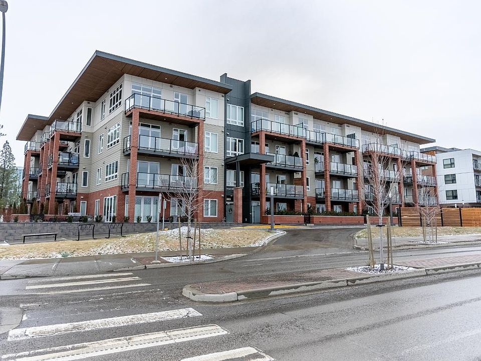 1st image of 885 University Dr #204