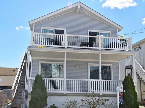 2nd image of 915 Pleasure Ave #2