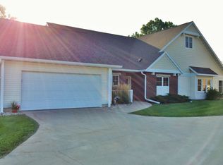 5471 Pennsylvania Ave, Appleton, WI 54914