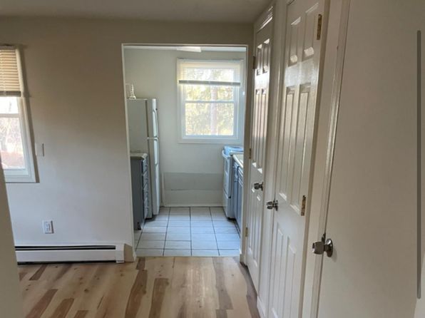 239 Lakeshore Dr #3