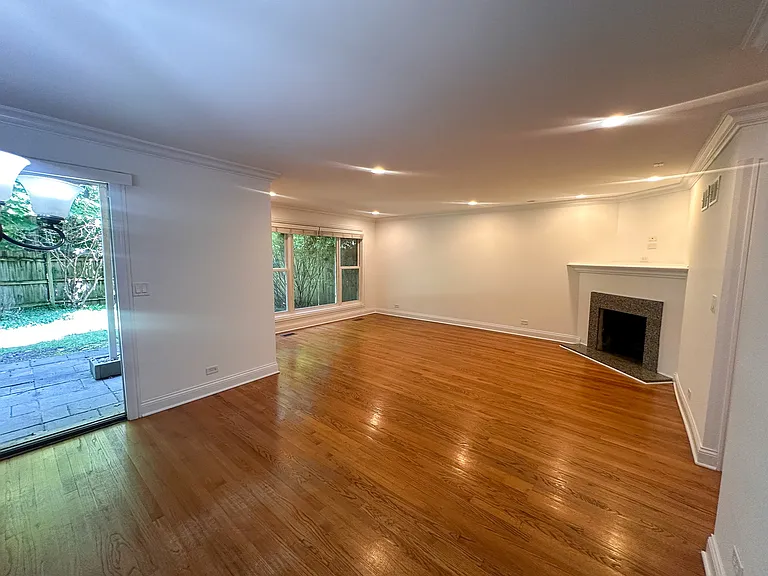470 Green Bay Rd. — Photo 23