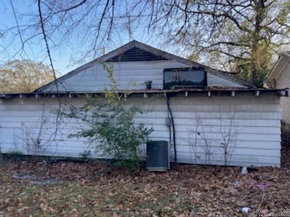 3rd image of 601 W 50th St