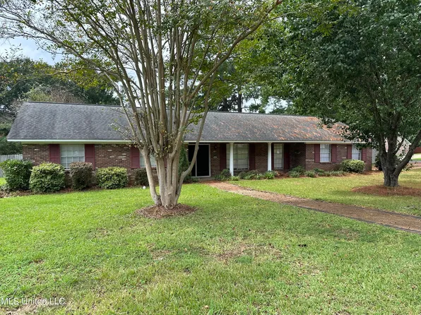 5843 N Dale St, Jackson, MS 39211