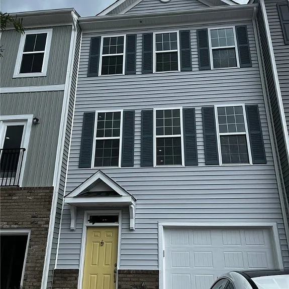 11304 Magill Terrace Dr — Photo 1