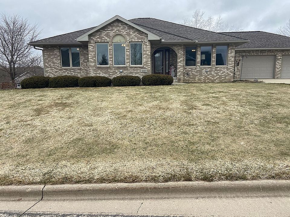 1st image of 615 Uplands Dr