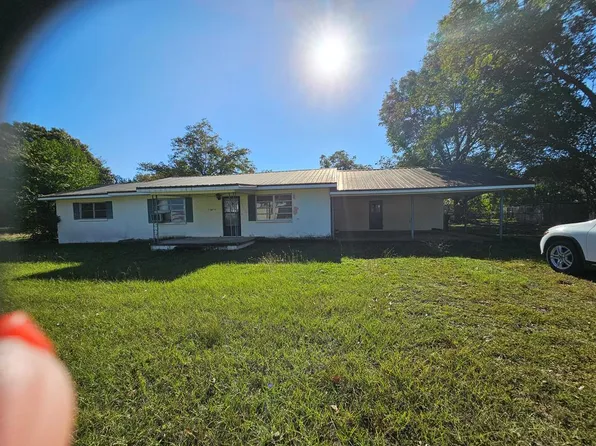 77 Day St, Dothan, AL 36303