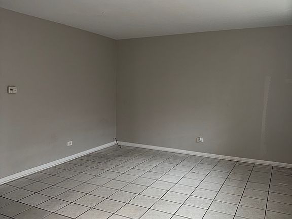 3rd image of 5815 W 35th St #6