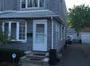 6409 60th Rd, Maspeth, NY 11378