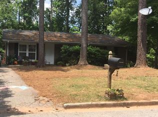 27 Highland Park Dr, Newnan, GA 30263