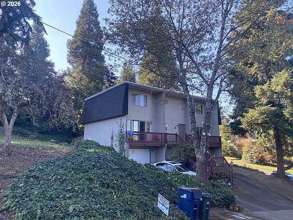 2nd image of 3120 W 19th Ave