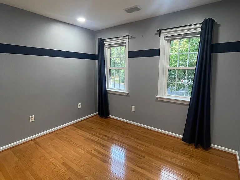 9025 Streamview Ln — Photo 23