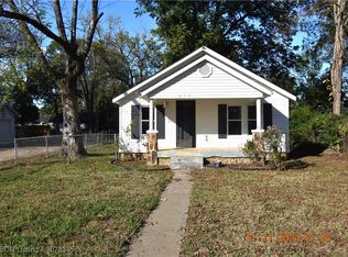413 E Chickasaw Ave, Sallisaw, OK 74955