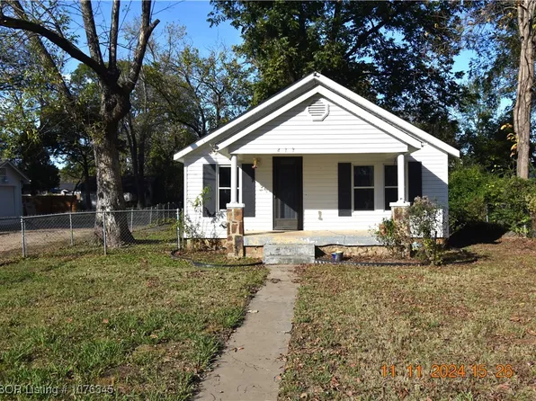 413 E Chickasaw Ave, Sallisaw, OK 74955