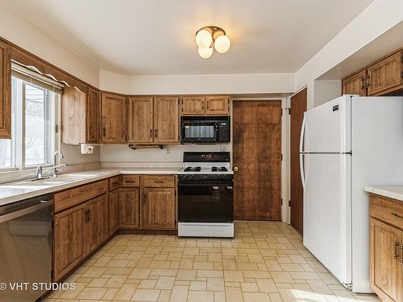 5th image of 10457 W Mawman Ave