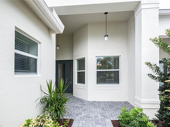 5th image of 28545 Lobos Cir
