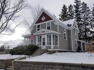 147 S 5th St, Barron, WI 54812