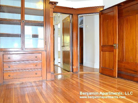 2nd image of 134 Englewood Ave #24