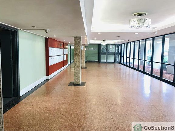 2nd image of 56 S Munn Ave APT 3D