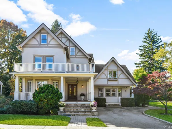 471 Manor Lane, Pelham, NY 10803