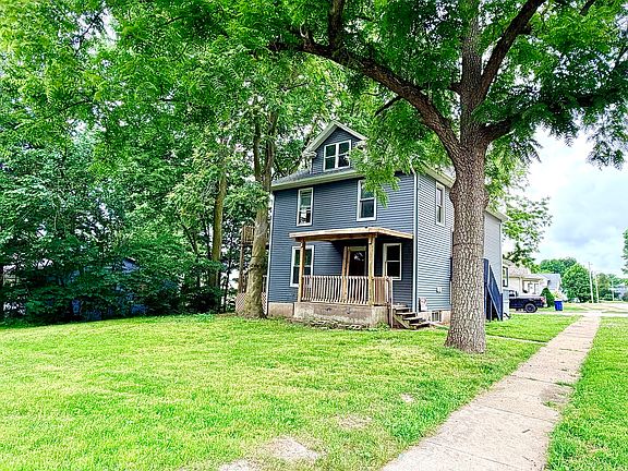 2nd image of 452 21st St