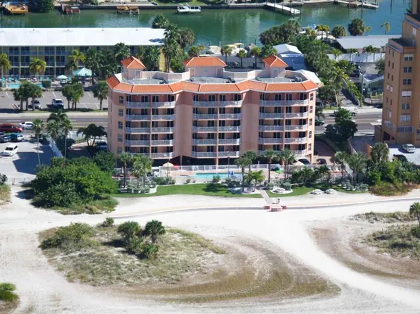 11040 Gulf Blvd #406, Treasure Island, FL 33706