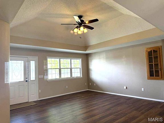 3rd image of 1228 Lacy Dr