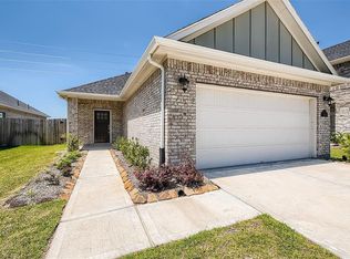 7446 French Quarter Ct, Fulshear, TX 77441