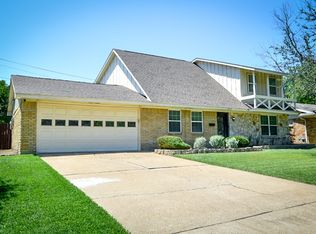 2517 Fairbrook St, Irving, TX 75062