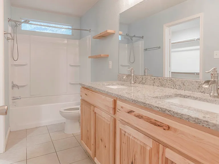 1015 Twin Deer Ln — Photo 17
