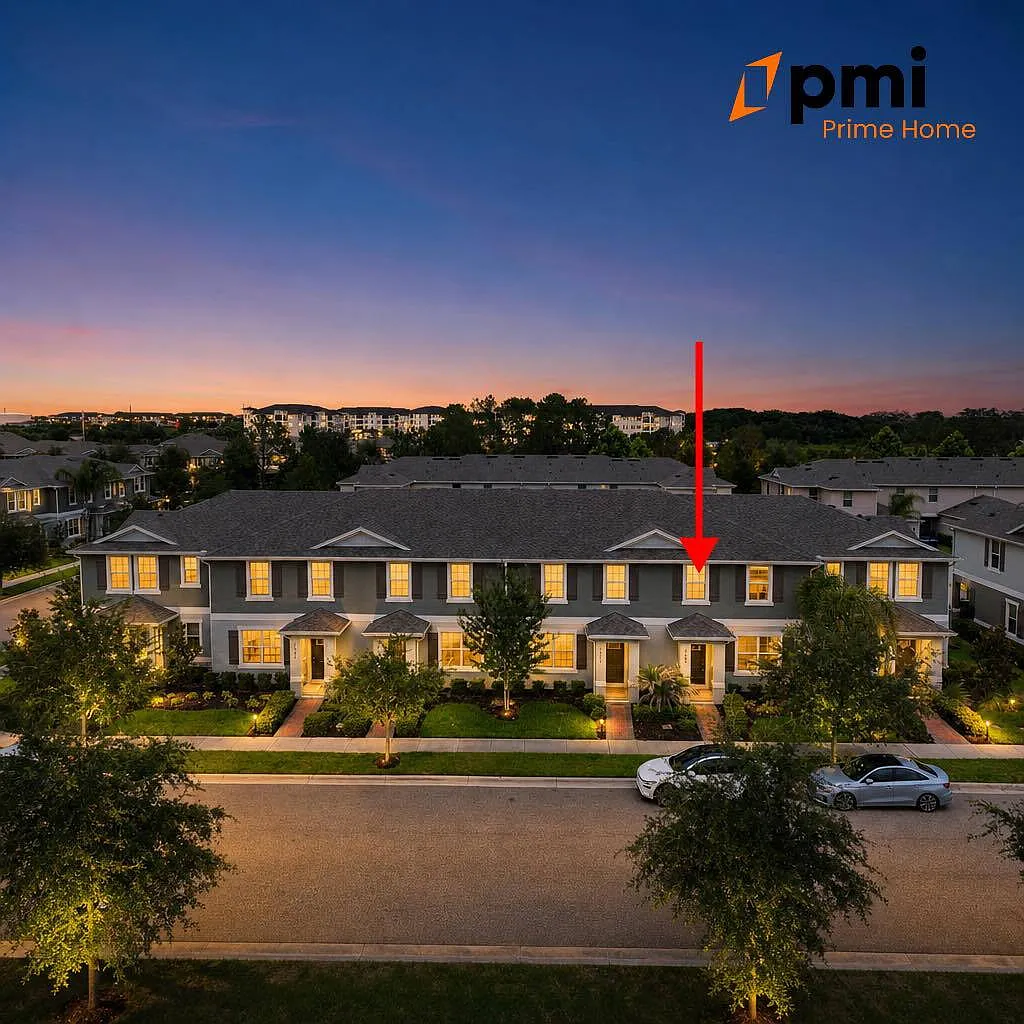 3 bed, 2.5 bath, 1568 sqft, $2,600 — Photo 1