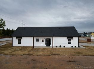 358 Mary Niblack Rd, Ardmore, OK 73401