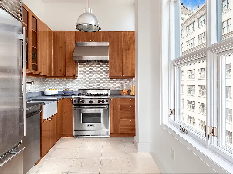 42 Main St #8E — Photo 3