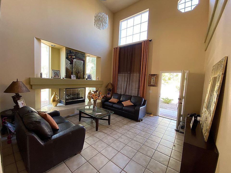 1st image of 10951 Royal Highlands St