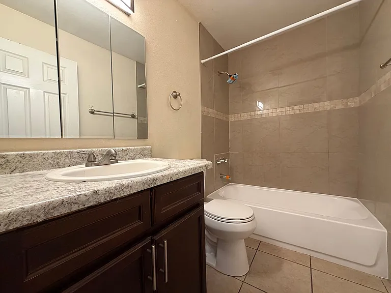 1809 E Broadway Rd — Photo 22