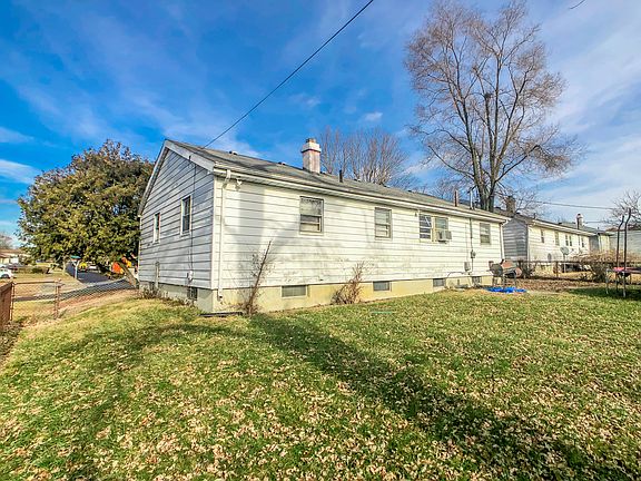 4th image of 4670 Christopher Ave