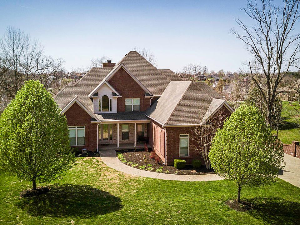 1st image of 648 Oak Creek Dr