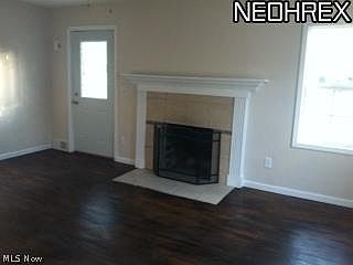 2nd image of 683 Devonshire Ave
