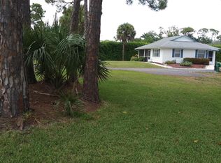 516 Gordonia Rd, Naples, FL 34108