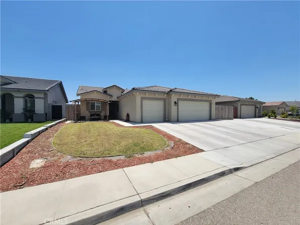 5213 Blanco Dr, Bakersfield, CA 93307