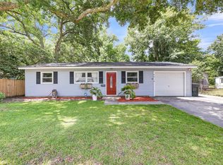 5916 Hagood Ave, Hanahan, SC 29410
