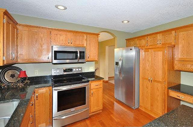 1st image of 9225 Barrington Terrace