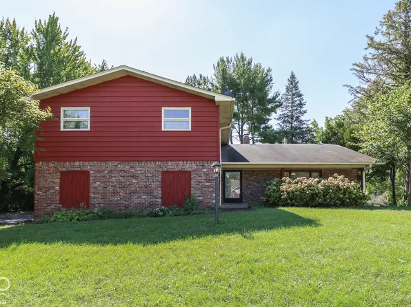 1715 Ridge Hill Ln, Indianapolis, IN 46217