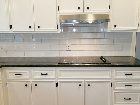 2nd image of 108 Oakmont Dr
